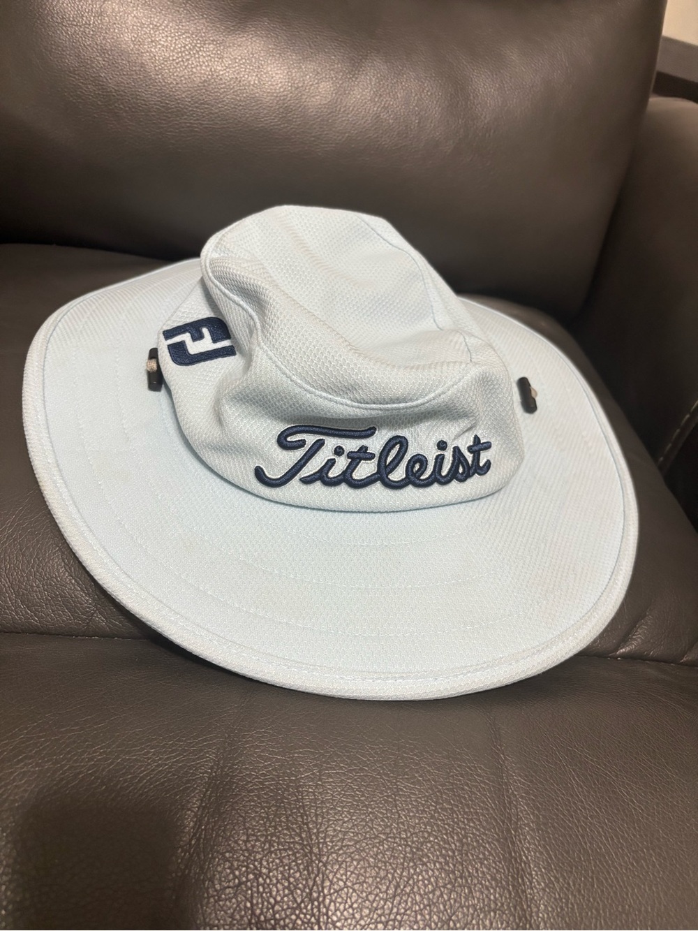 Titleist Light Blue Kids Wide-Brim Sun Hat with Navy Logo